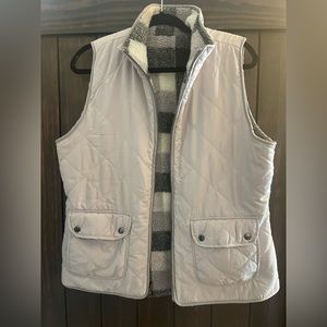 Ladies reversible vest.
